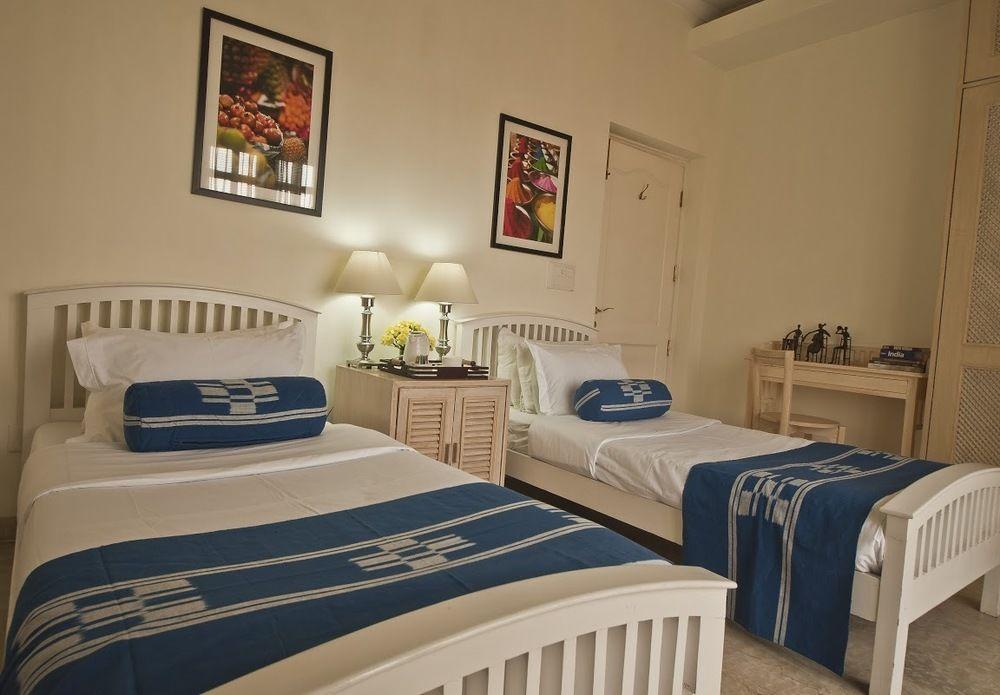 Colonel'S Retreat At The Airport Bed & Breakfast New Delhi Exterior photo