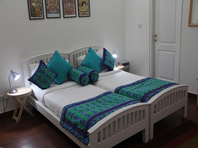 Colonel'S Retreat At The Airport Bed & Breakfast New Delhi Exterior photo